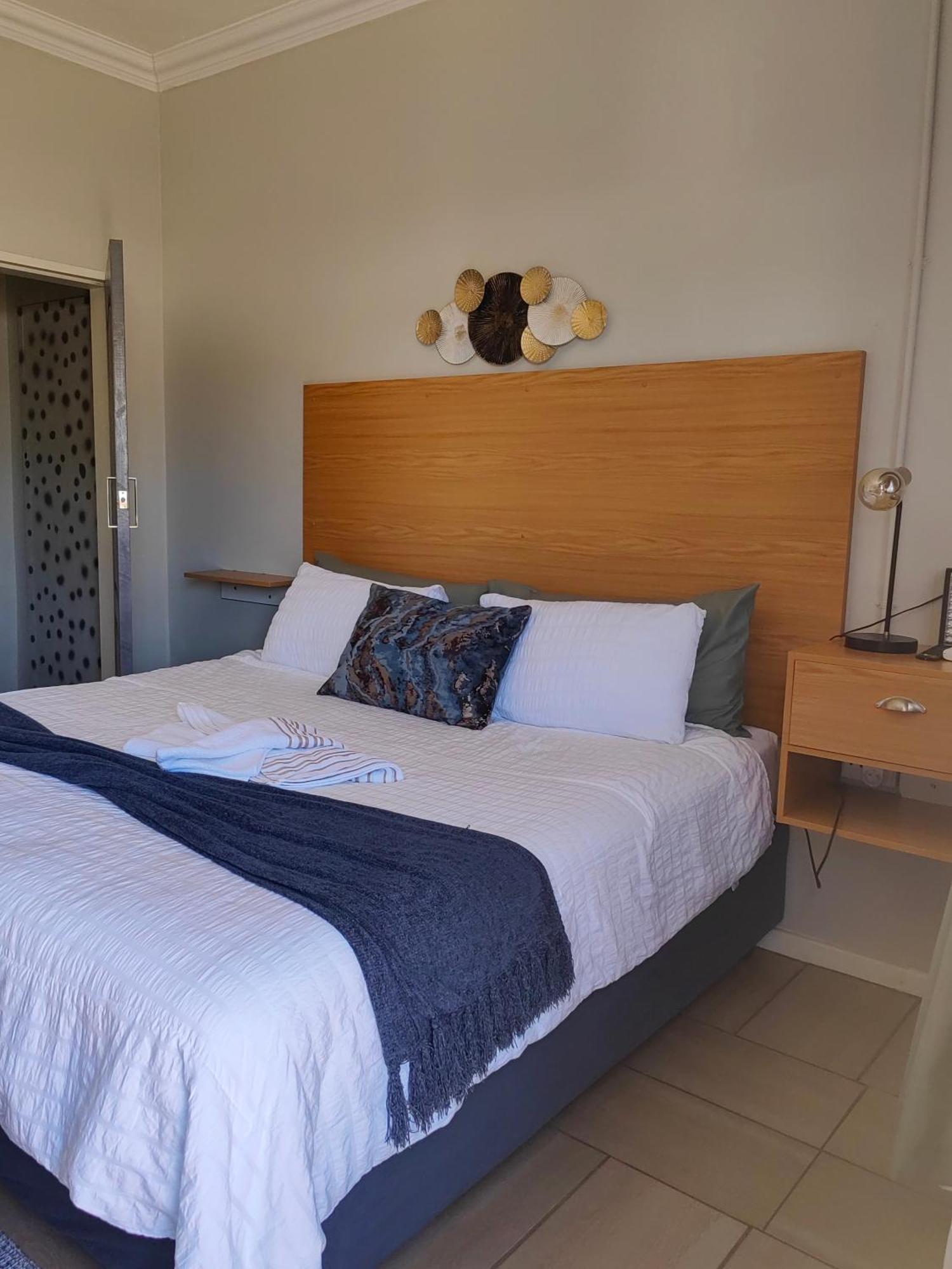 Back Of The Moon Guesthouse Kuruman Eksteriør billede